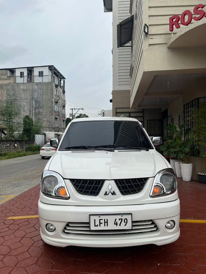 2005 Mitsubishi Adventure M/T