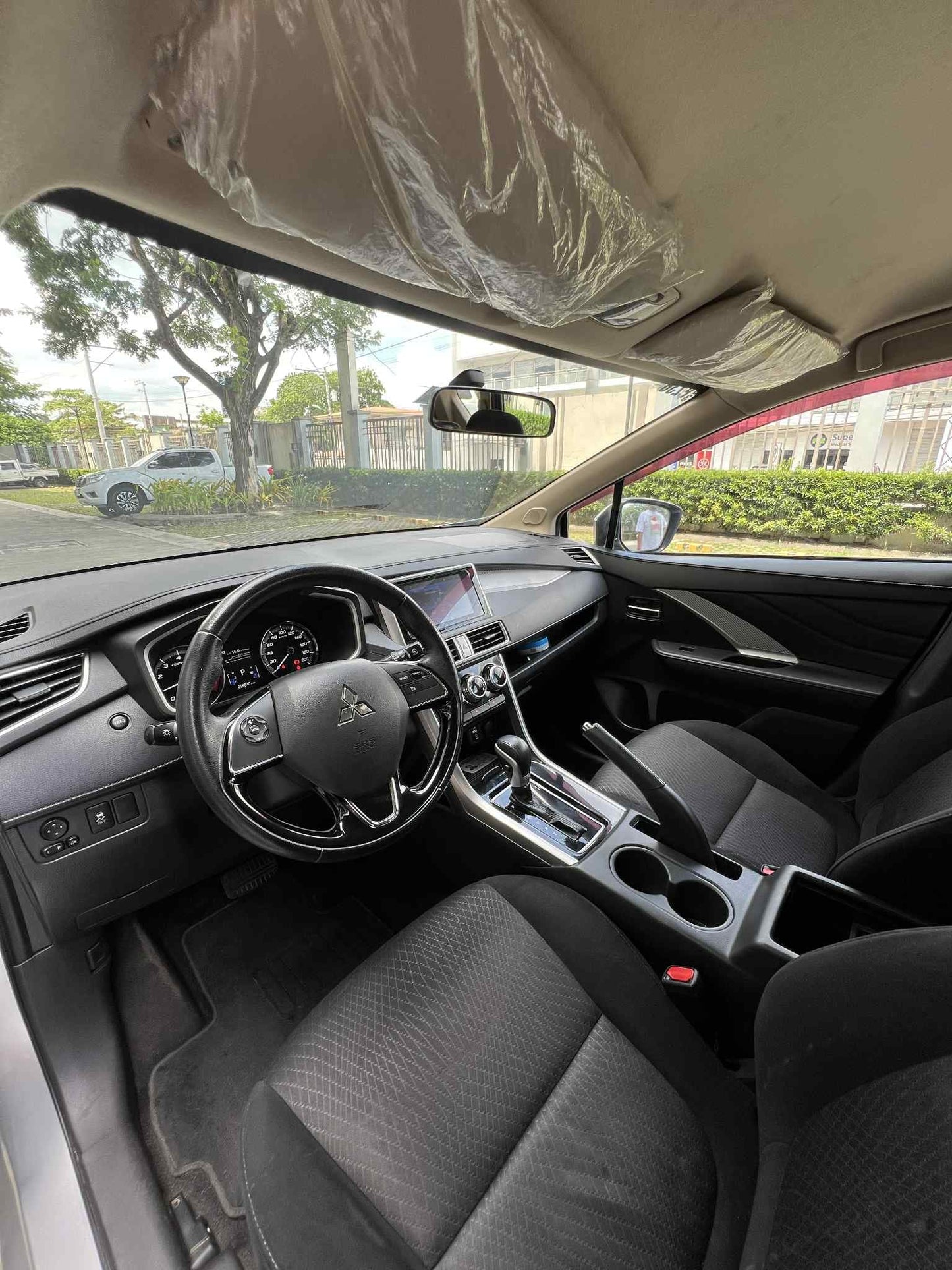 Mitsubishi Xpander GLS Sport 2019 AT – Top of the Line